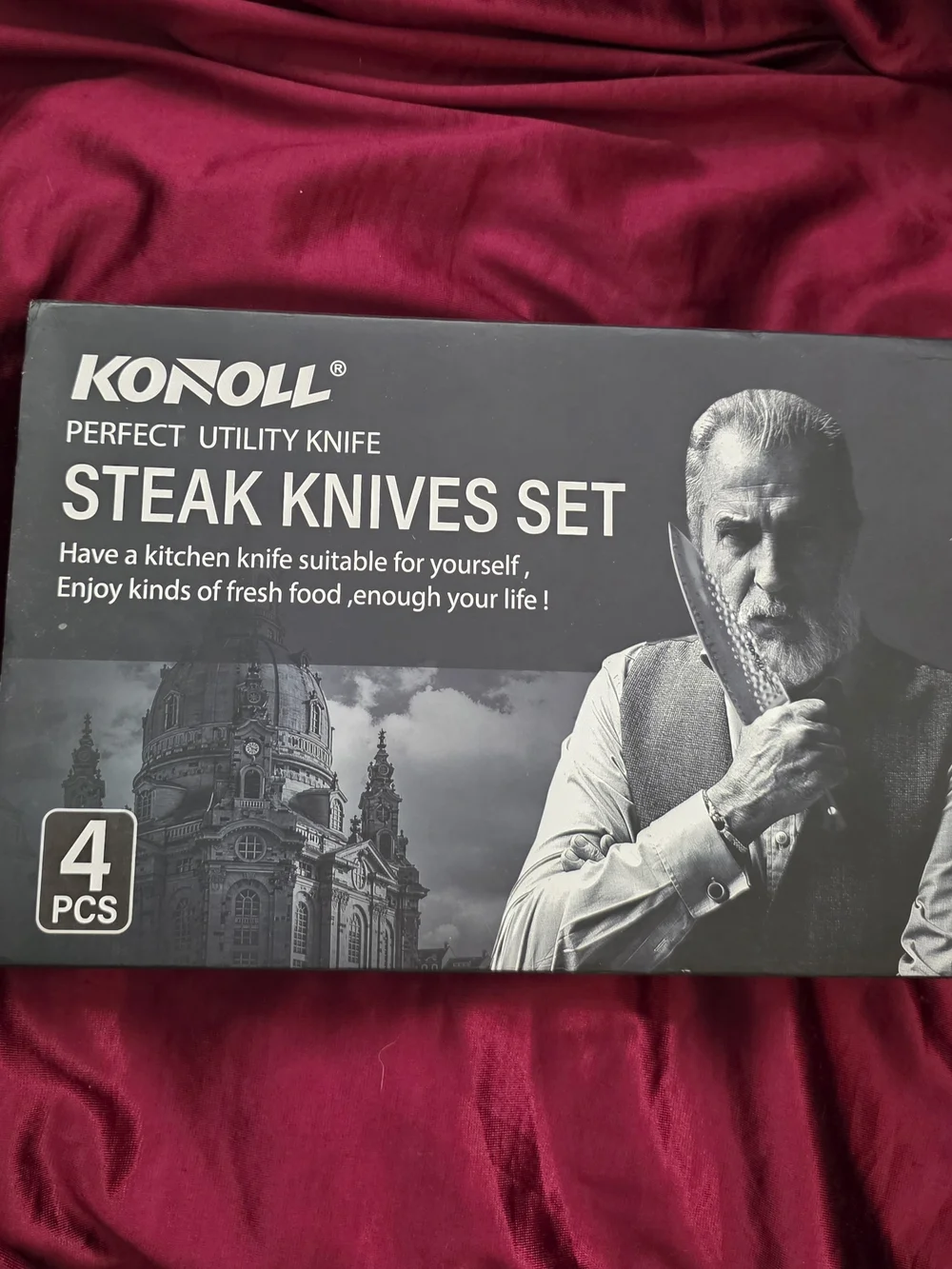 NEW- Knoll 4 Piece Steak Knives Set